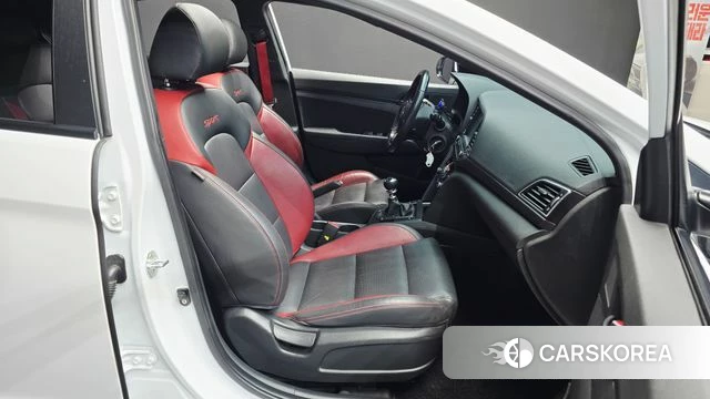 Hyundai Avante AD 2018 Белый из Кореи, фото 3