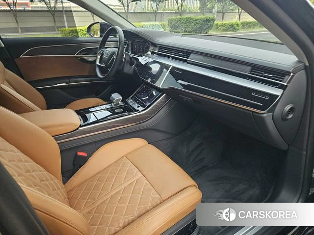 Audi A8 2023 Черный из Китая, фото 3