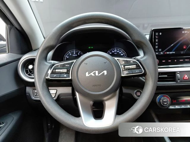 Kia The New K3 2nd generation 2022 Черный из Кореи, фото 3
