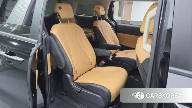 Kia Carnival 4th generation 2023 Черный из Кореи, фото 3