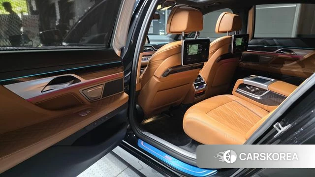 BMW 7 Series (G11) 2019 Черный из Кореи, фото 3