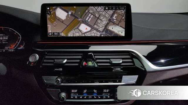 BMW 5 Series (G30) 2021 Черный из Кореи, фото 3