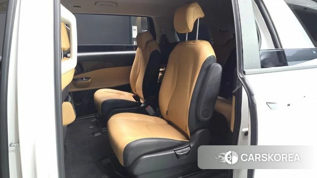 Kia Carnival 4th generation 2023 Белый из Кореи, фото 3