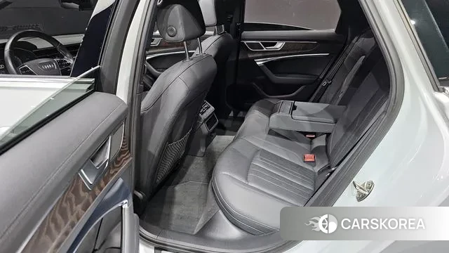 Audi A6 (C8) 2020 Белый из Кореи, фото 3