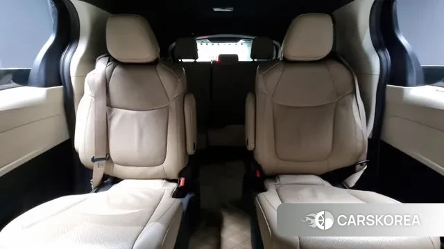 Toyota Sienna 4th Generation 2024 Белый из Кореи, фото 3