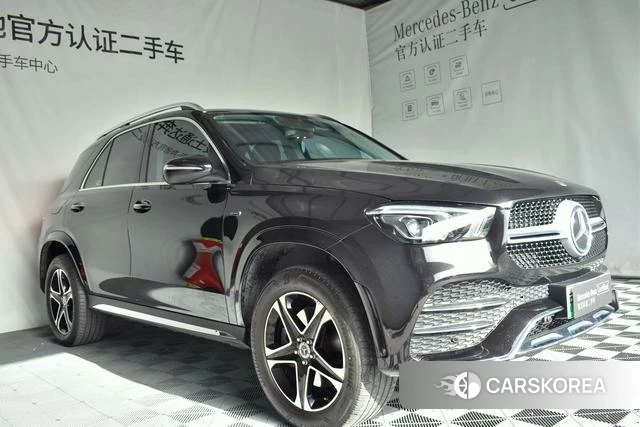 Mercedes-Benz GLE PHEV 2023 Черный из Китая, фото 3