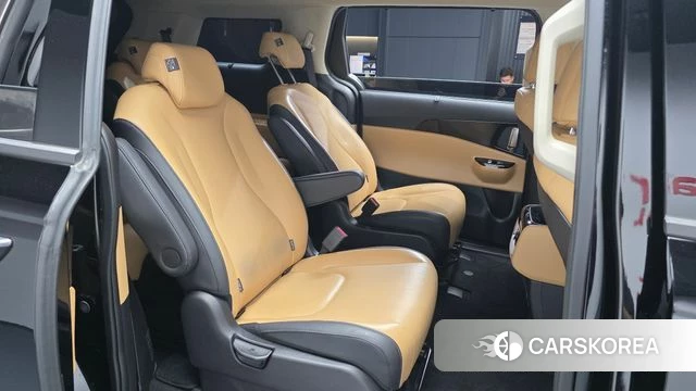 Kia Carnival 4th generation 2023 Черный из Кореи, фото 3