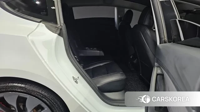 Tesla Model 3 2021 Белый из Кореи, фото 3