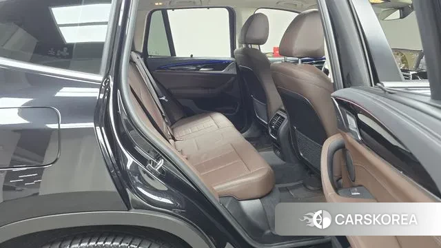 BMW X3 (G01) 2022 Черный из Кореи, фото 3