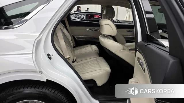 Genesis GV70 2021 Белый из Кореи, фото 3