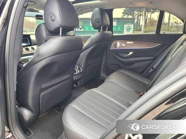 Mercedes-Benz E-Class W213 2020 Черный из Кореи, фото 3