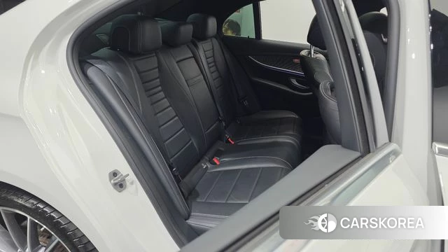 Mercedes-Benz E-Class W213 2021 Белый из Кореи, фото 3