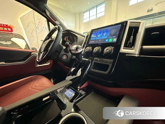 Toyota Hiace 2024 Черный из Китая, фото 3
