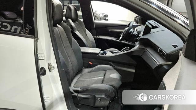 Peugeot 3008 second generation 2022 Белый из Кореи, фото 3