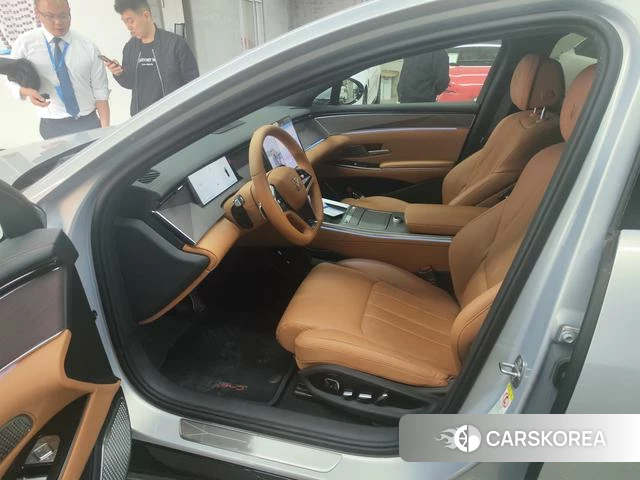 BYD Han L EV 2025 Серебристо-серый из Китая, фото 3