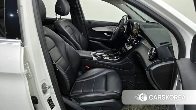 Mercedes-Benz GLC-Class X253 2018 Белый из Кореи, фото 3