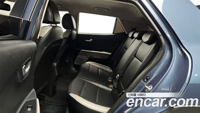 Kia Stonic 2018 Синий из Кореи, фото 3