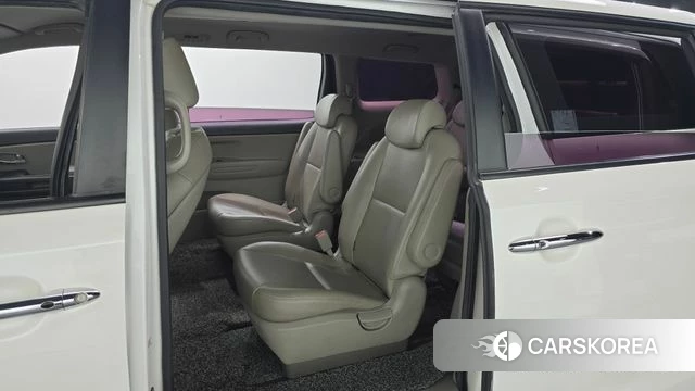Kia The New Carnival 2018 Белый из Кореи, фото 3