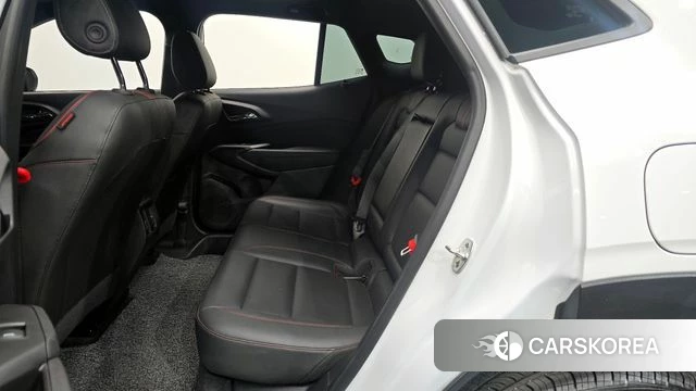 Chevrolet (GM Daewoo) Trax Crossover 2023 Белый из Кореи, фото 3