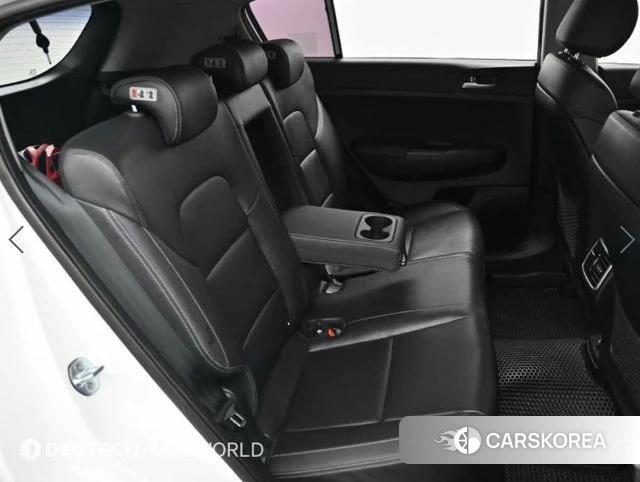 Kia Sportage 4th Generation 2018 Белый из Кореи, фото 3