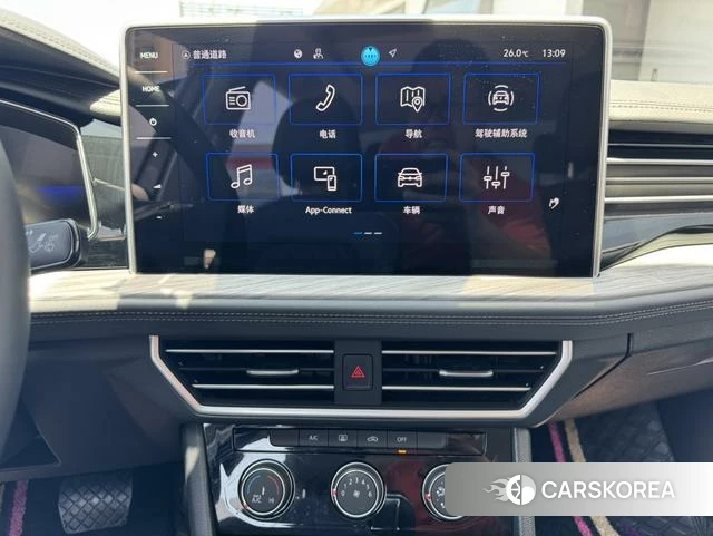 Volkswagen Sagitar 2025 Темно-серый из Китая, фото 3