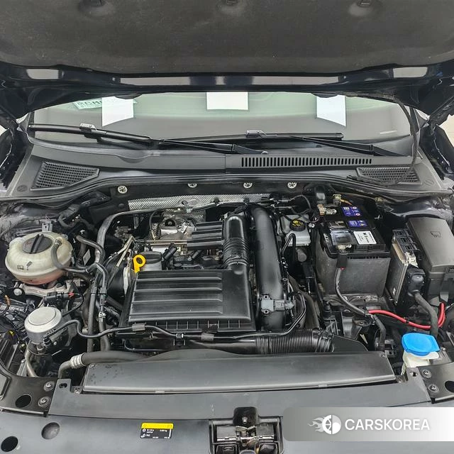 Volkswagen Passat 2021 Черный из Китая, фото 3