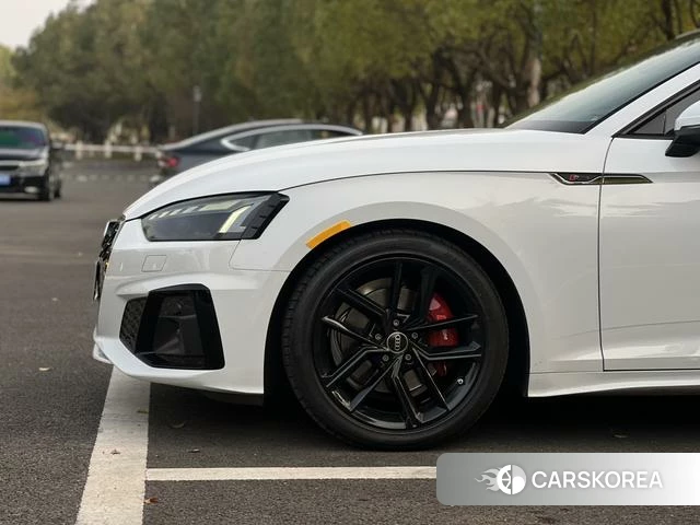 Audi A5 2025 Белый из Китая, фото 3