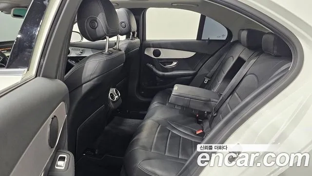 Mercedes-Benz C-Class W205 2018 Белый из Кореи, фото 3