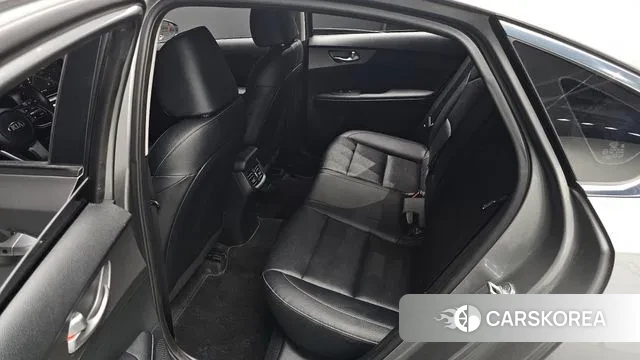 Kia Come New K3 2018 Серебристо-серый из Кореи, фото 3