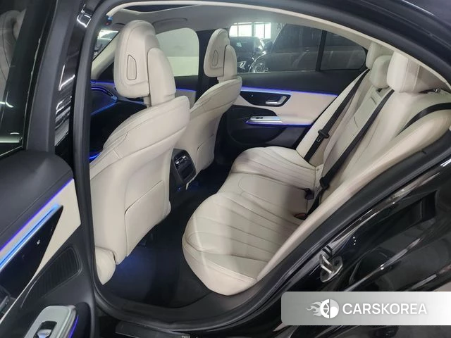 Mercedes-Benz E-Class W214 2025 Черный из Кореи, фото 3