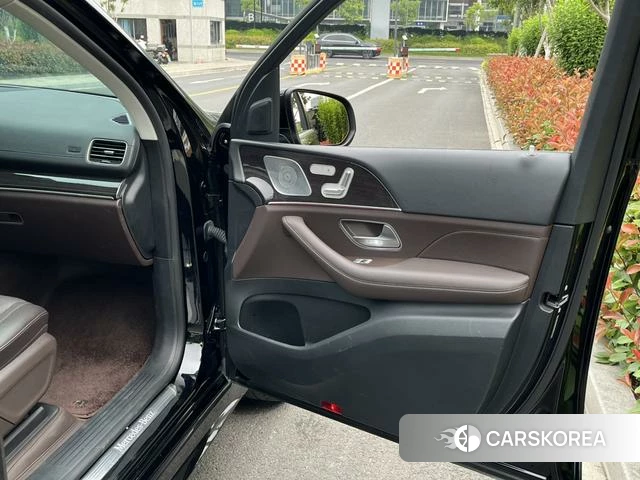 Mercedes-Benz GLE (import) 2021 Черный из Китая, фото 3