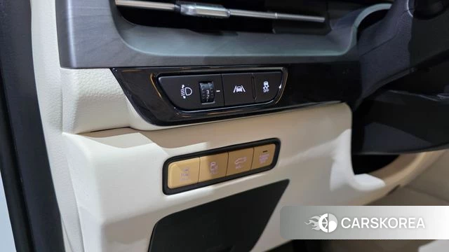 Kia Carnival 4th generation 2021 Белый из Кореи, фото 3