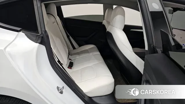 Tesla Model 3 2021 Белый из Кореи, фото 3