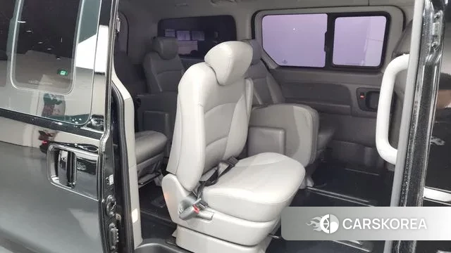 Hyundai The New Grand Starex 2020 Черный из Кореи, фото 3