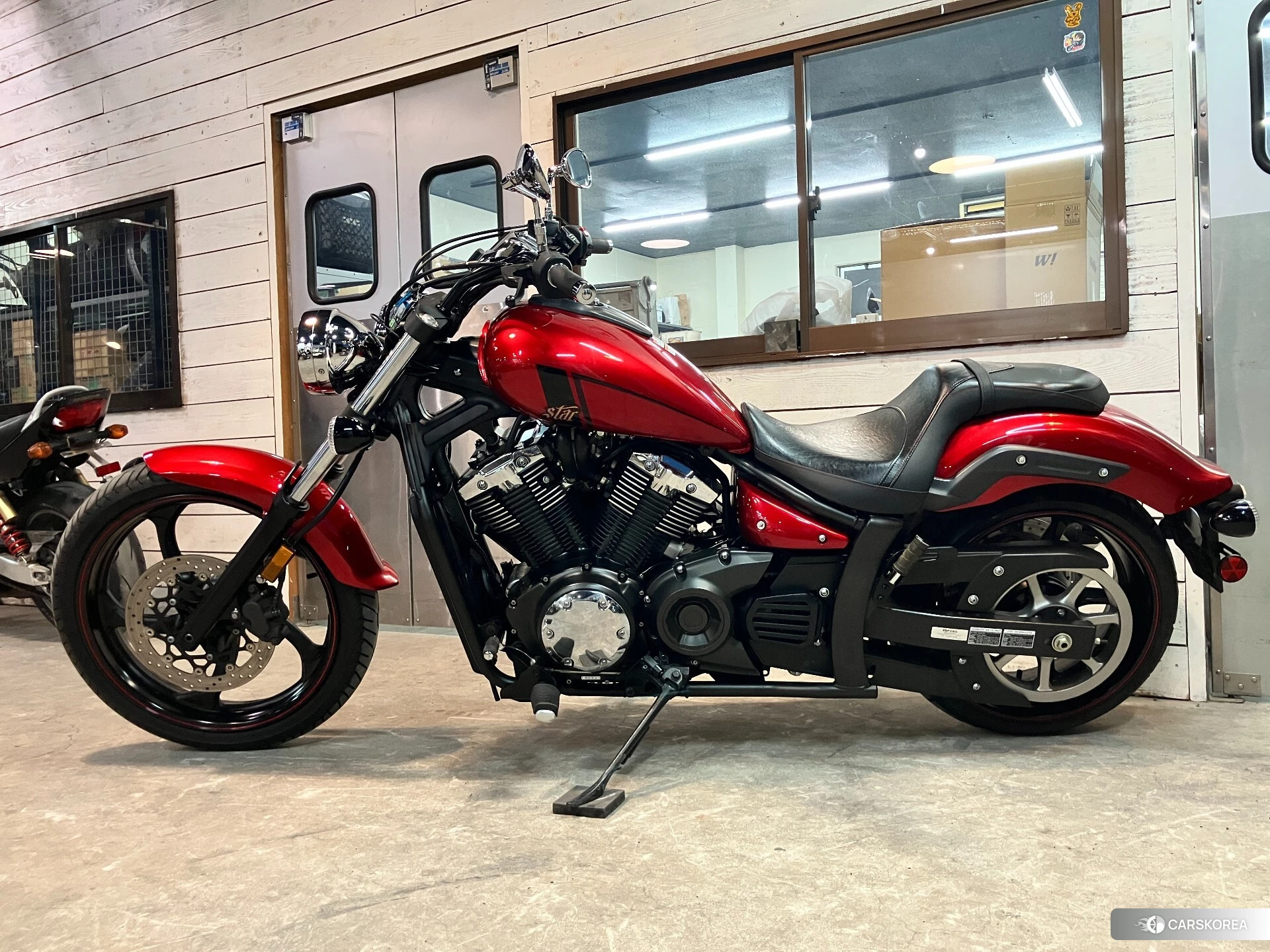 Проданный Yamaha XVS 1300 CA STRYKER 2013 из Японии, фото 2
