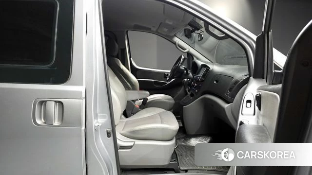 Hyundai The New Grand Starex 2018 Серебряный из Кореи, фото 3