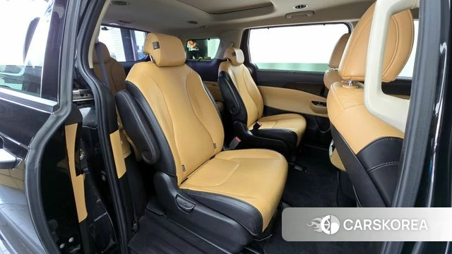 Kia Carnival 4th generation 2021 Черный из Кореи, фото 3