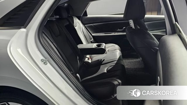 Hyundai Avante (CN7) 2022 Белый из Кореи, фото 3