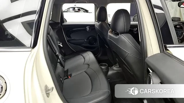 Mini Cooper S 2021 Жемчужный цвет из Кореи, фото 3