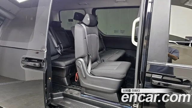 Hyundai Staria 2021 Черный из Кореи, фото 3