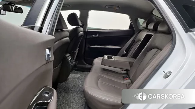 Kia The New K5 2nd generation 2018 Белый из Кореи, фото 3