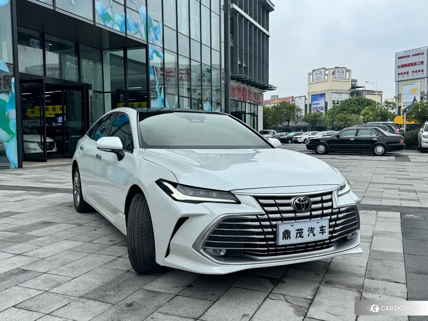 Toyota Avalon 2026 Белый из Китая, фото 3