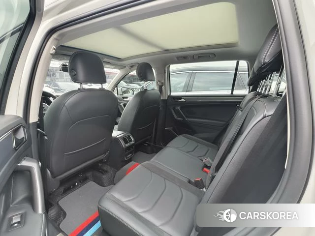 Volkswagen Tiguan L 2021 Белый из Китая, фото 3
