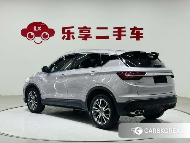 Geely Automobile Binyue 2019 Серебристо-серый из Китая, фото 3