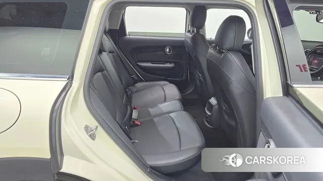 Mini Cooper Clubman 2018 Жемчужный цвет из Кореи, фото 3