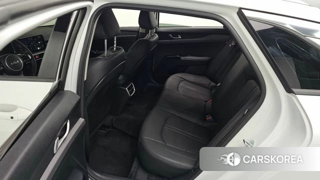 Kia The New K5 3rd generation 2024 Белый из Кореи, фото 3