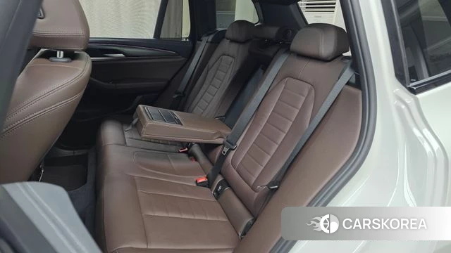 BMW X3 (G01) 2024 Белый из Кореи, фото 3