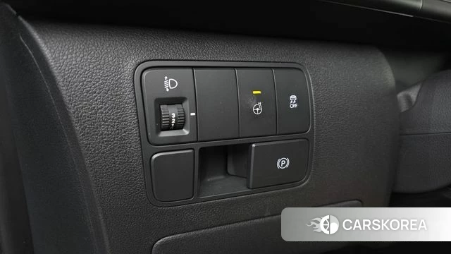 Hyundai Staria 2025 Серебристо-серый из Кореи, фото 3