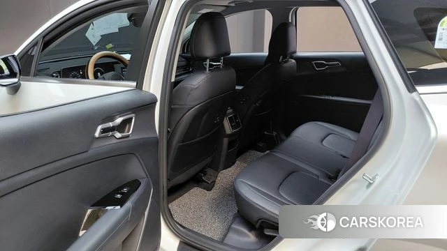 Kia Sportage 5th Generation 2024 Белый из Кореи, фото 3