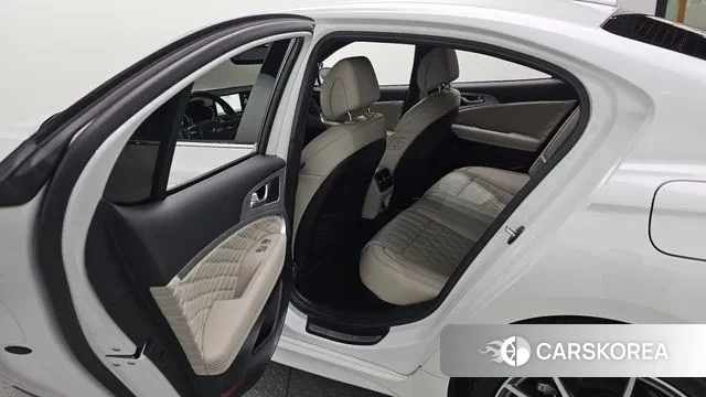 Genesis The New G70 2022 Белый из Кореи, фото 3